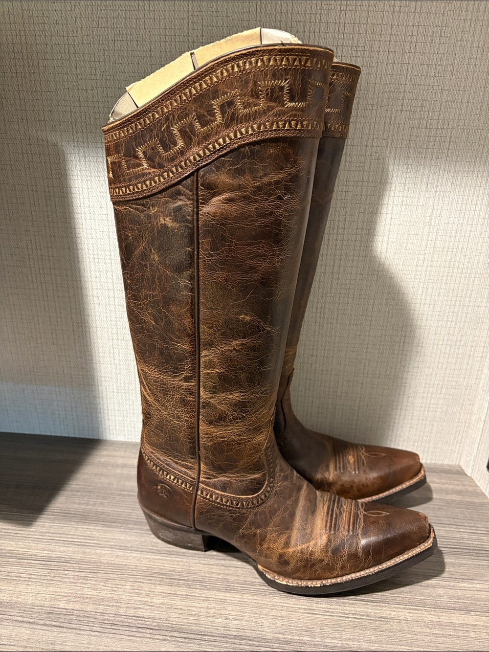 Ariat Women's Sahara tall western boots